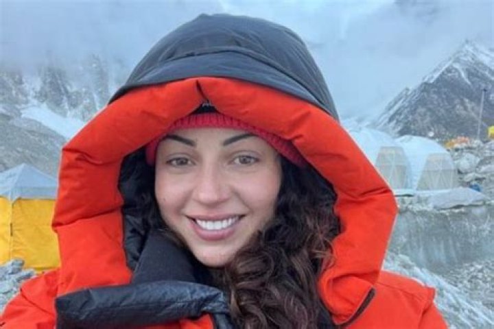 Discover Her Unique Fusion Of Tradition And Modernity