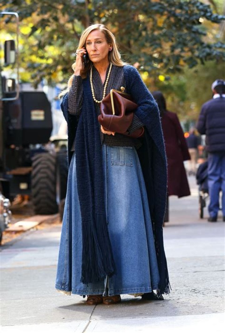 Unveiling Style, Confidence, And Body Positivity