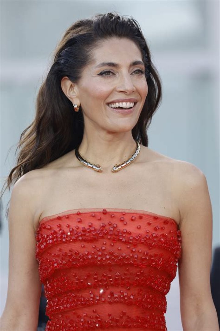 The Enigmatic Bond Girl And Beyond For The "lins9" Niche