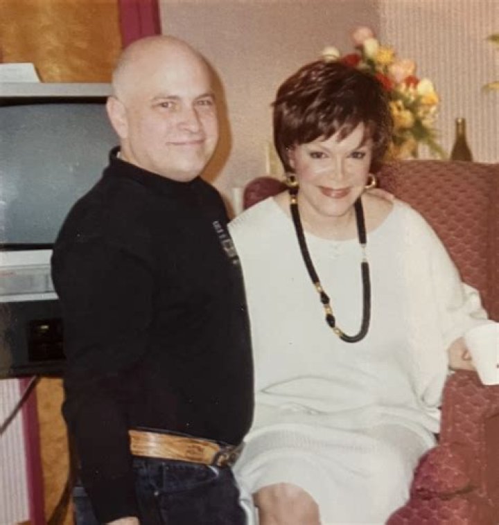 Unlock The Truth About Connie Smith's Family: A Mother's Legacy