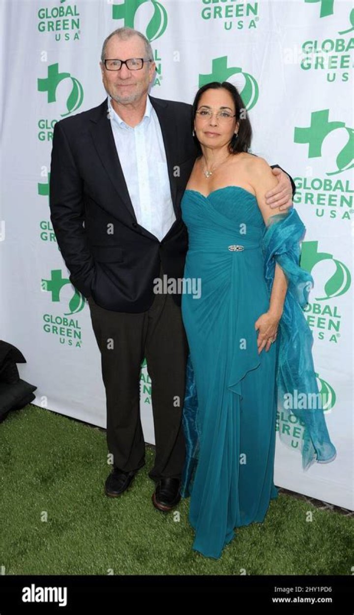 Unveiling The Secrets: Ed O'Neill's Wife: Discoveries And Insights