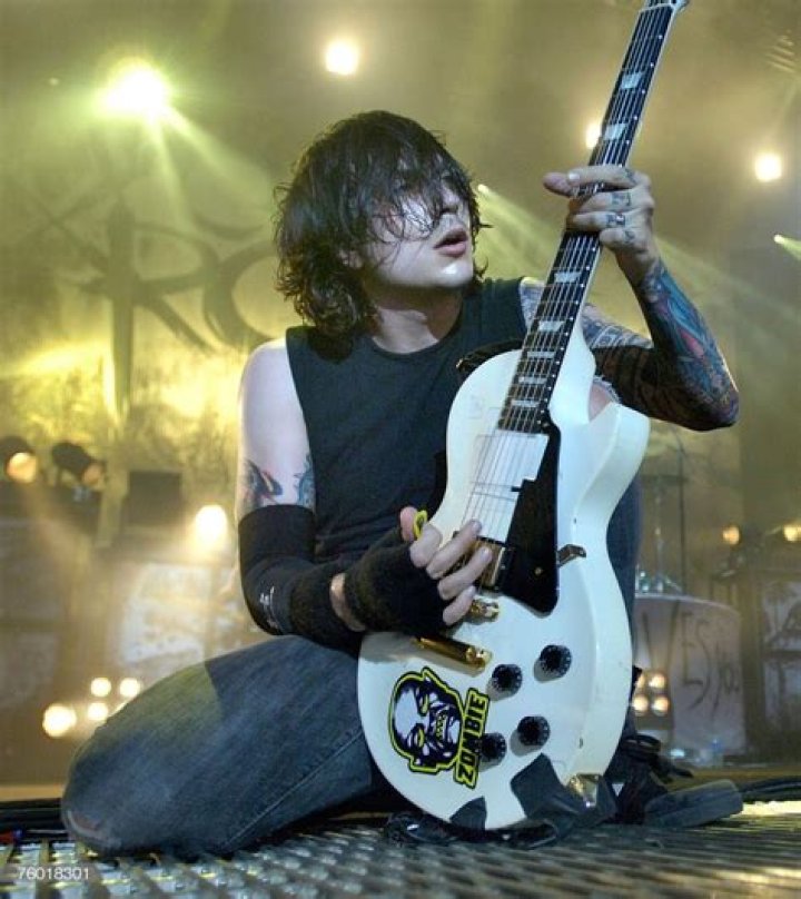 Frank Iero's Musical Journey And Unconventional Style