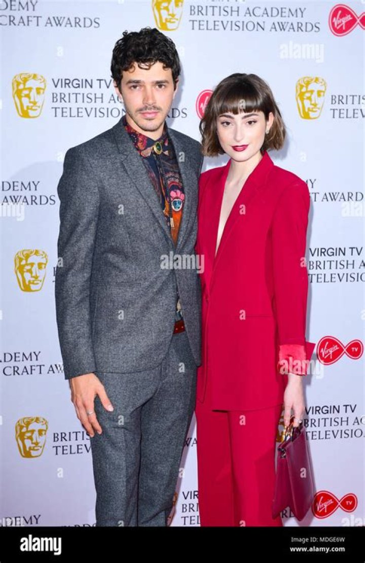 Unveiling The Hidden Story: Harry Richardson's Wife Revealed