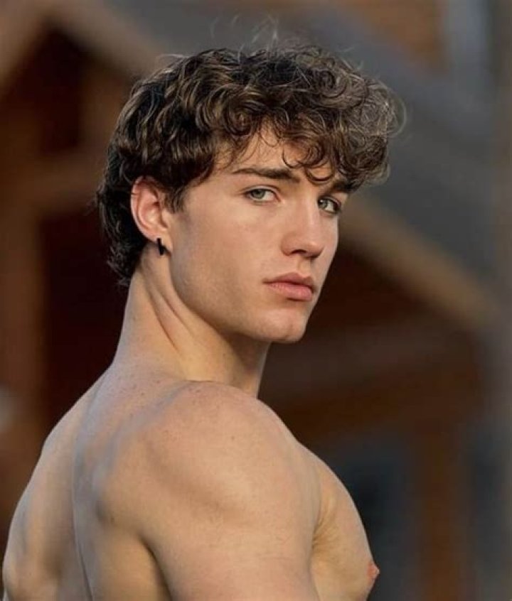 Unveiling Hazel Hoffman: Beyond The Baywatch Icon