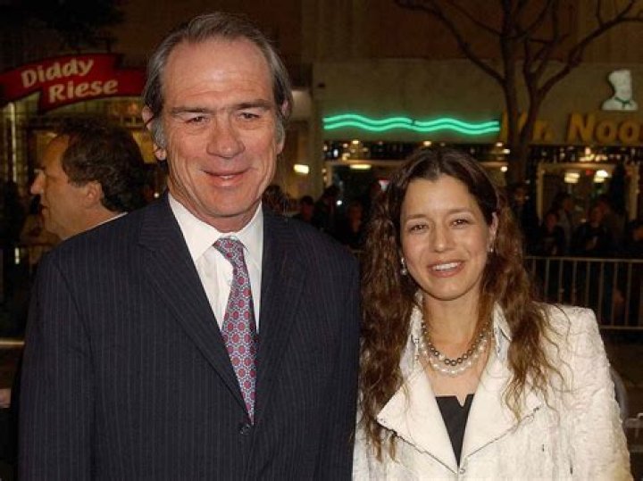 Unveiling The Enigma: Tommy Lee Jones