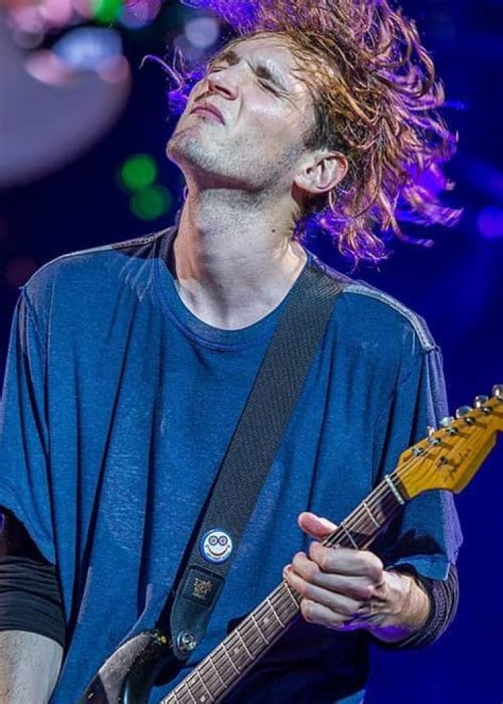 Unveiling The Intriguing Facets Of Josh Klinghoffer's Height