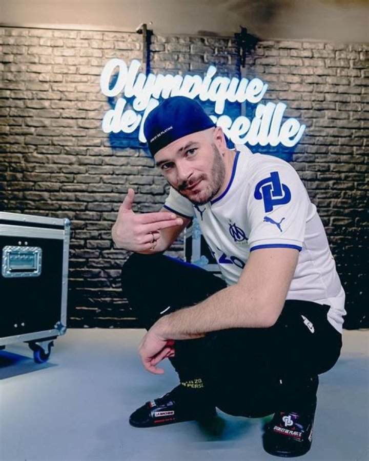 Unveiling The Secrets Of Shark Mitigation: Discoveries From Jull Cassidy