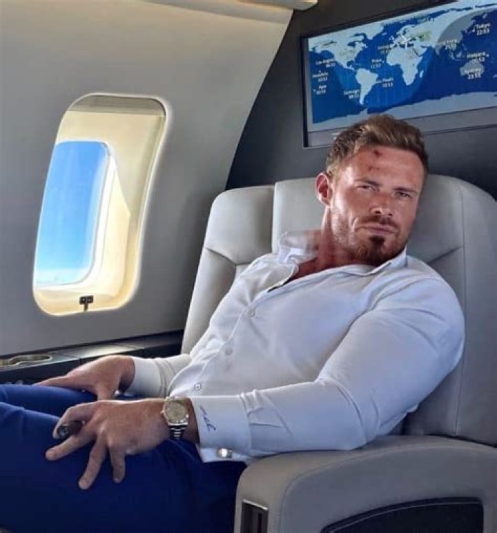 Unveiling The Enigma Of "jwaller Height"