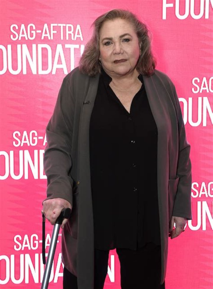 Uncovering Kathleen Turner's Transformative Weight Loss Journey