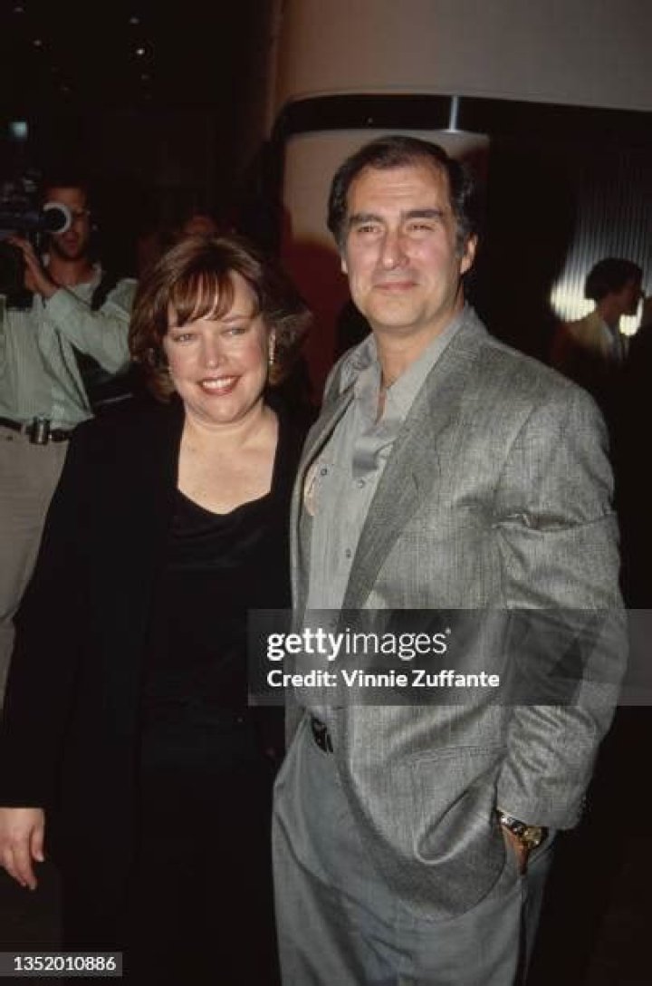 Discover The Multifaceted World Of Kathy Bates' Husband: Tony Campisi