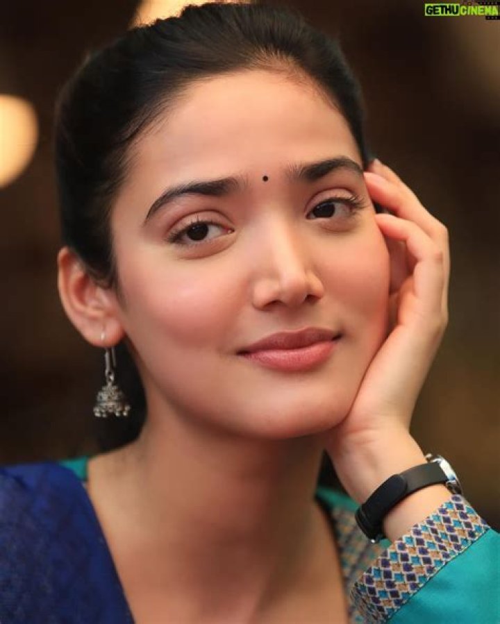 Discover The Enchanting World Of Medha Shankar