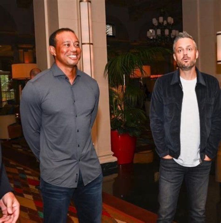 Nate Bargatze And His Siblings