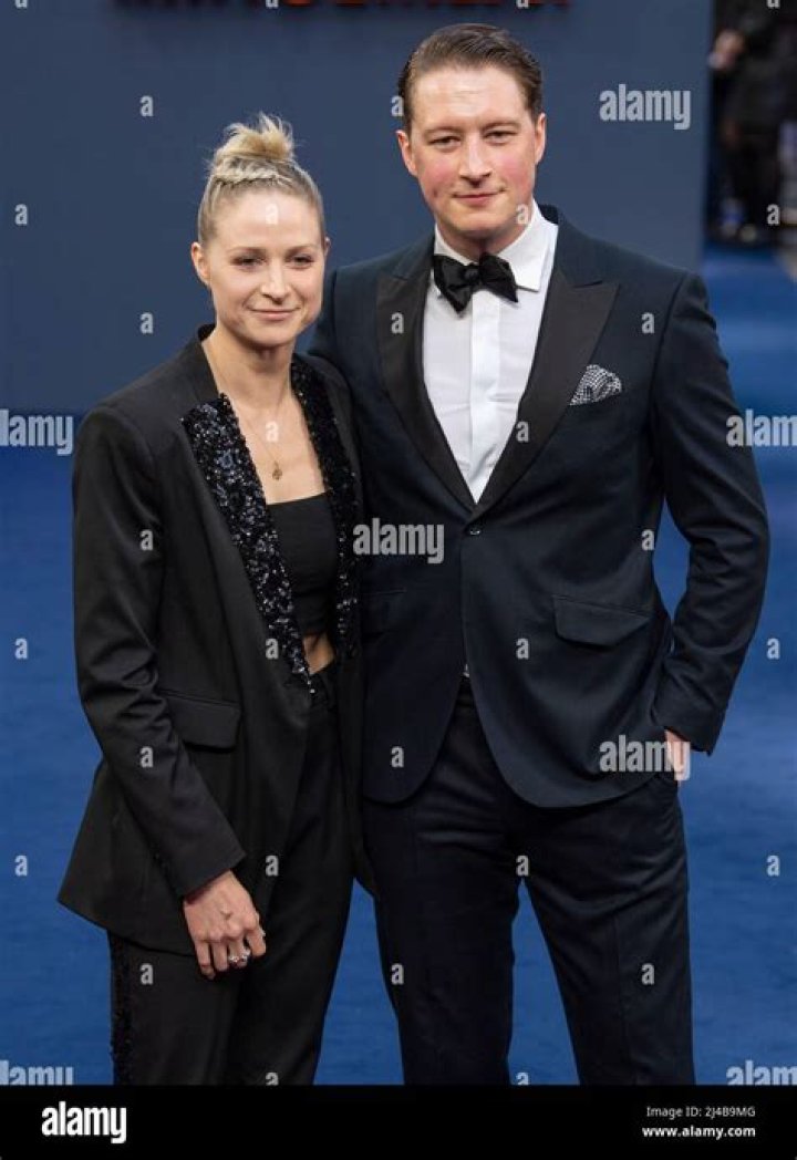 Unlocking The Secrets: Niamh Algar's Partner Revealed