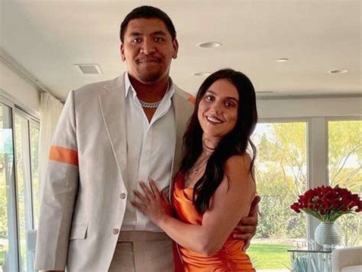 Unveiling The Secrets: Penei Sewell's Wife Revealed