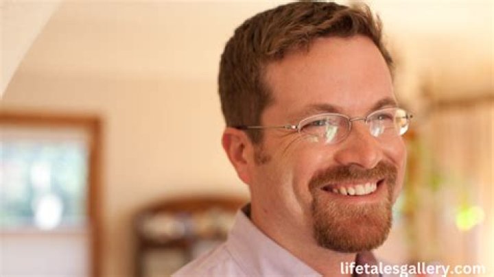 Uncovering Peter Lanfer's Age And Career Trajectory