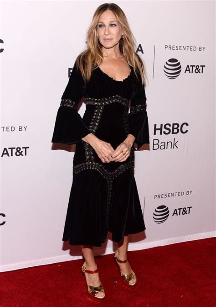 Unveiling Sarah Jessica Parker's Height And Weight: Discoveries And Insights