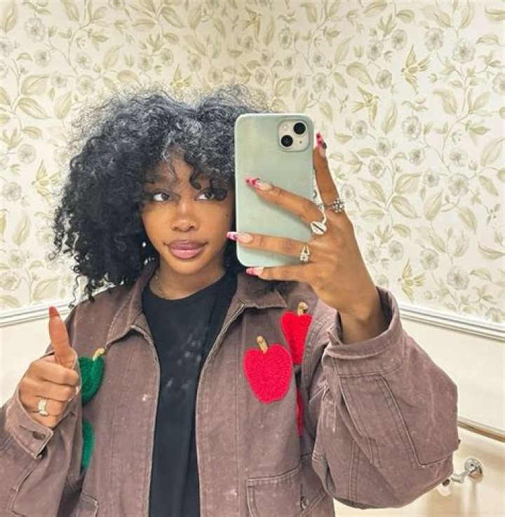 Uncover The Secrets And Impact Of SZA's Instagram Presence