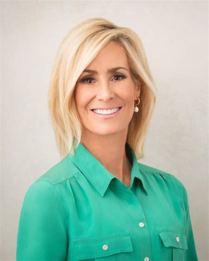 Explore The World Of "tamara W. Runia"