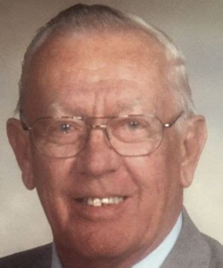 An Obituary Filled With Surprising Revelations