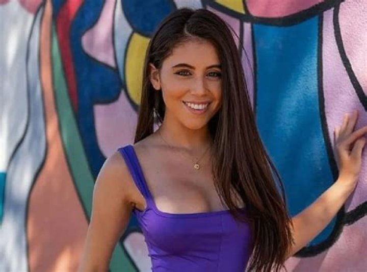 Unveiling The Enigmatic Violet Summers: Discoveries From Her Wikipedia