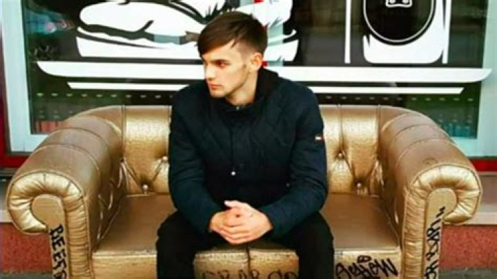 Unveiling Vladimir Popov's Iconic Photos: Discoveries And Insights